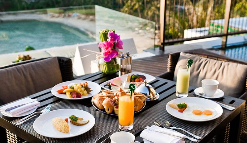 In-Villa Dining 2_3130